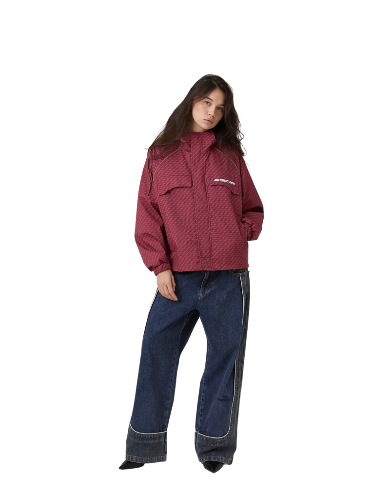test-woman-122.png